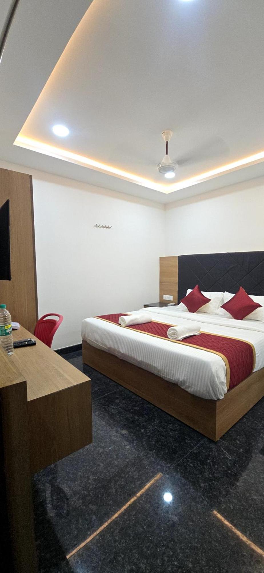 Tiruvannāmalai Shreem Sesha Sai Residency酒店 外观 照片